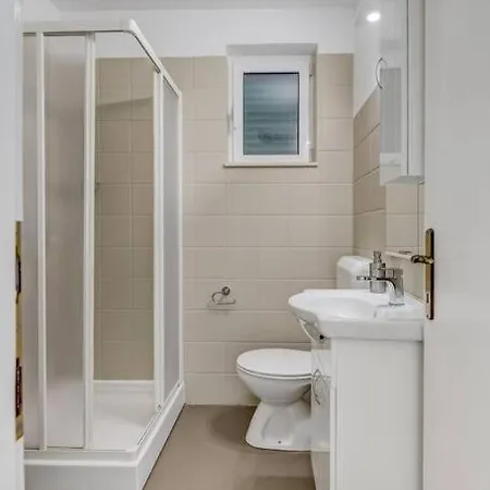 Апартаменти Apartment Beach *