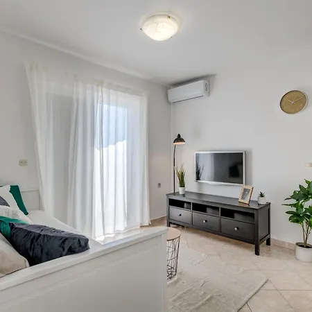Apartment Beach Апартаменти